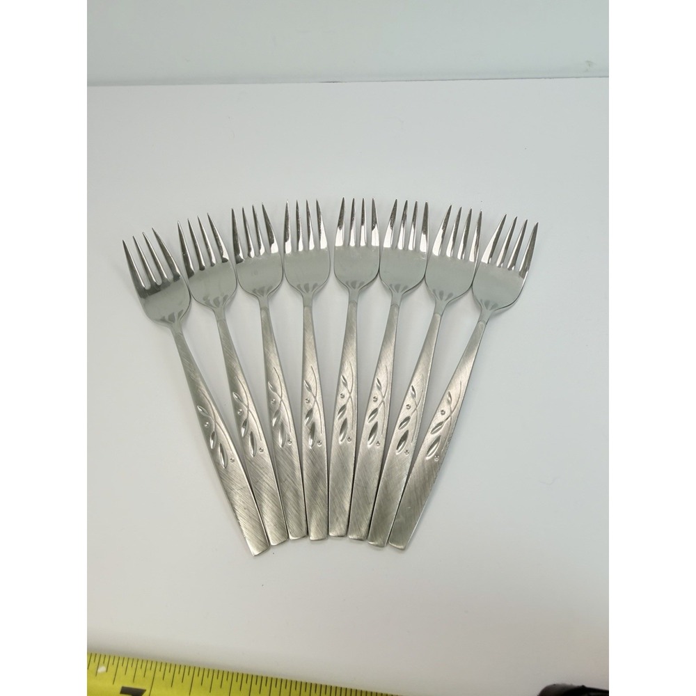 Lot of 8 Oneida Will O' Wisp Cube Stainless Salad Forks 6 3/4" Flatware